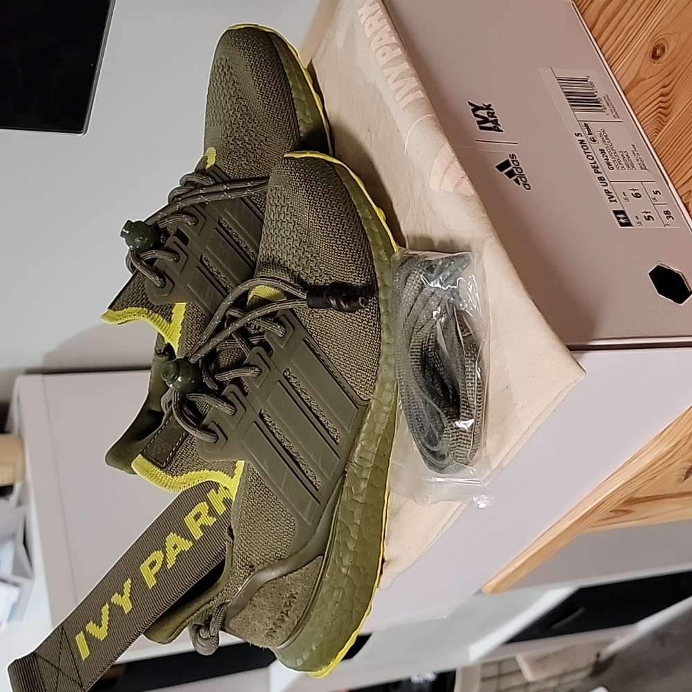IVY PARK Adidas Ultra Boost